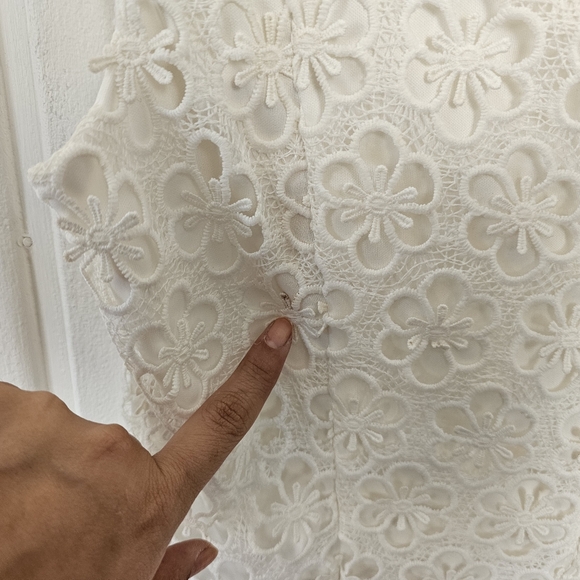 Black by Saks Fifth Avenue Eggshell Lace Sleeveless Midi Dress - Picture 11 of 13